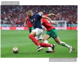 篮球湖人球员训练结束后状态恢复良好