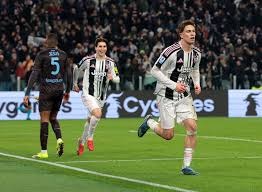 超16000人参与成广双城顶级电竞盛宴 虎牙HYPER X英雄联盟2025全球总决赛观赛派对圆满落幕