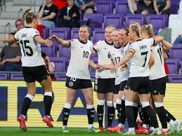 第19届杭州亚运会渐近 浙江义乌迎体育用品热销