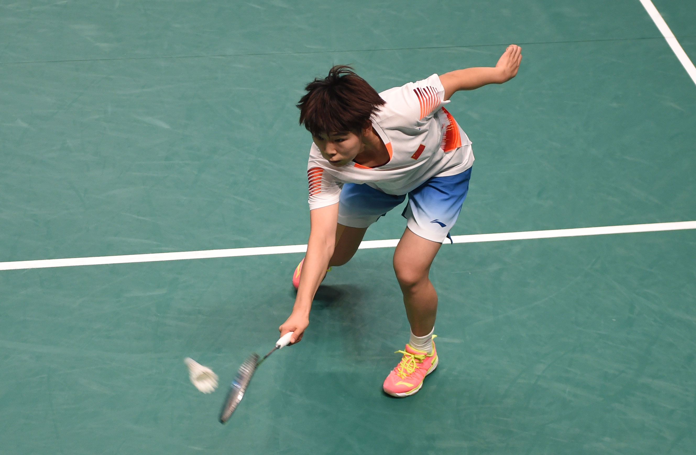 场需求与引 场需求与引